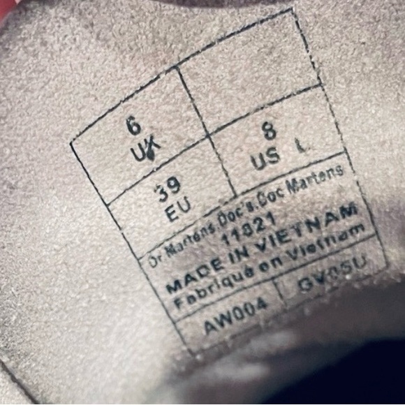 Intentionally Distressed, Like New Dr. Martens White Leather Docs Grunge Boots. - Picture 5 of 11